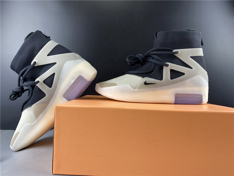 Nike Air Fear of God 1 String The Question AR4237-902