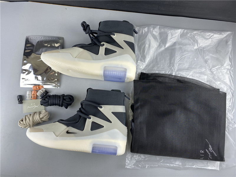 Nike Air Fear of God 1 String The Question AR4237-902