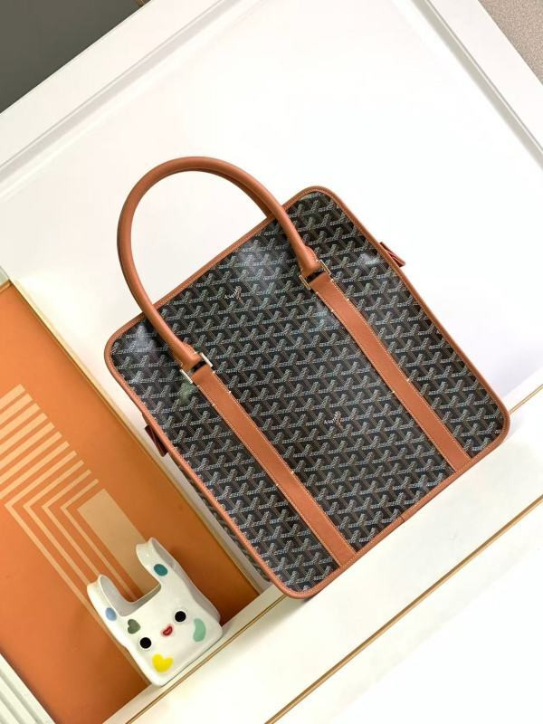 G09ard pre-owned G09ard hulot the dog