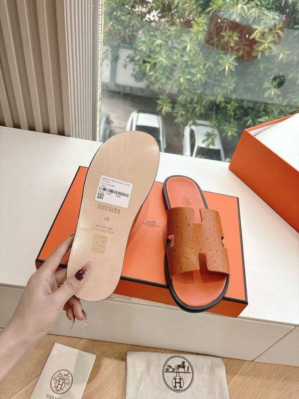 H*rmes Sandals