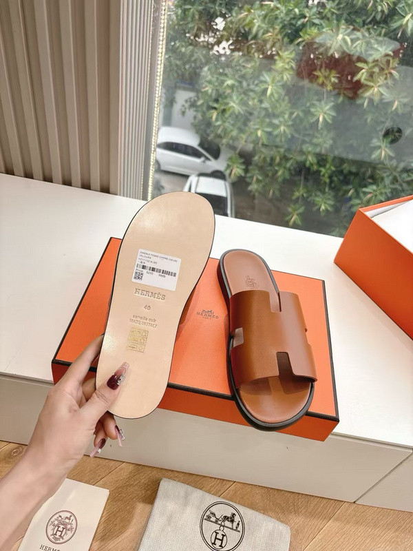 H*rmes Sandals
