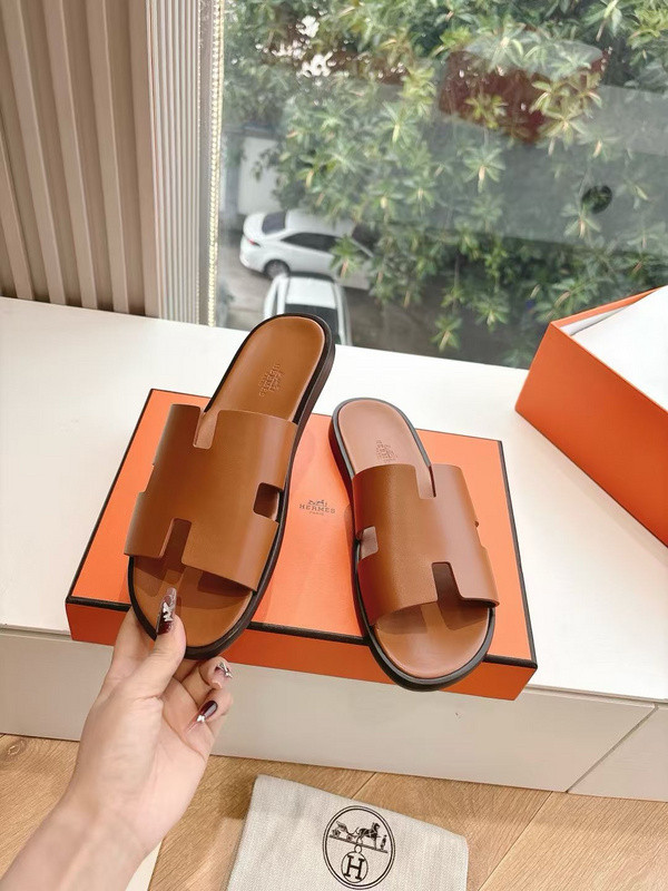 H*rmes Sandals