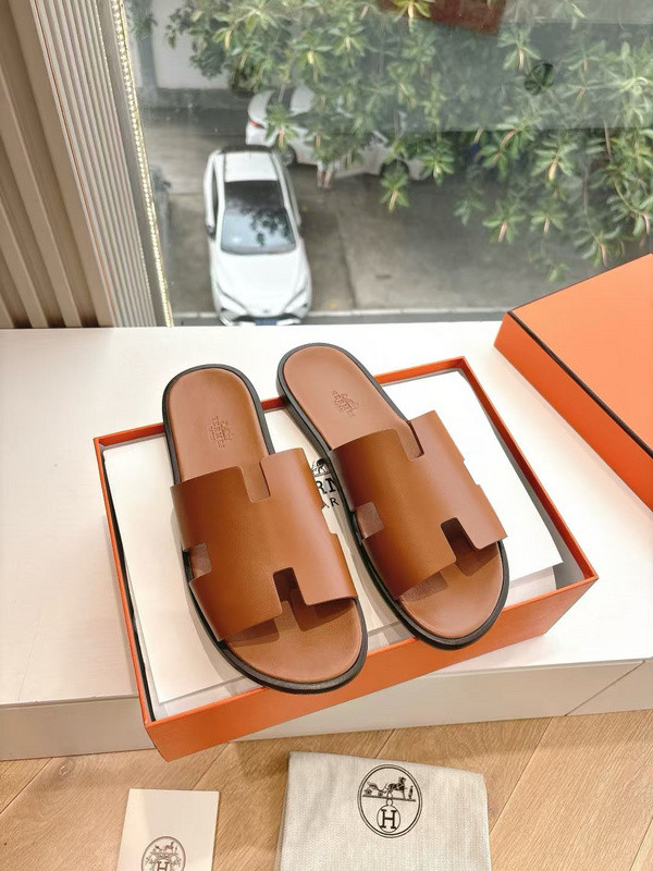 H*rmes Sandals