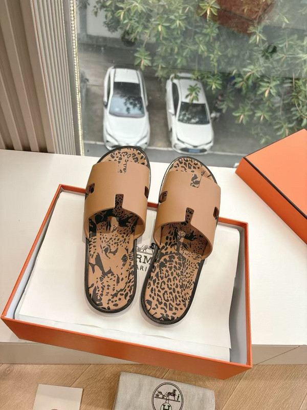 H*rmes Sandals