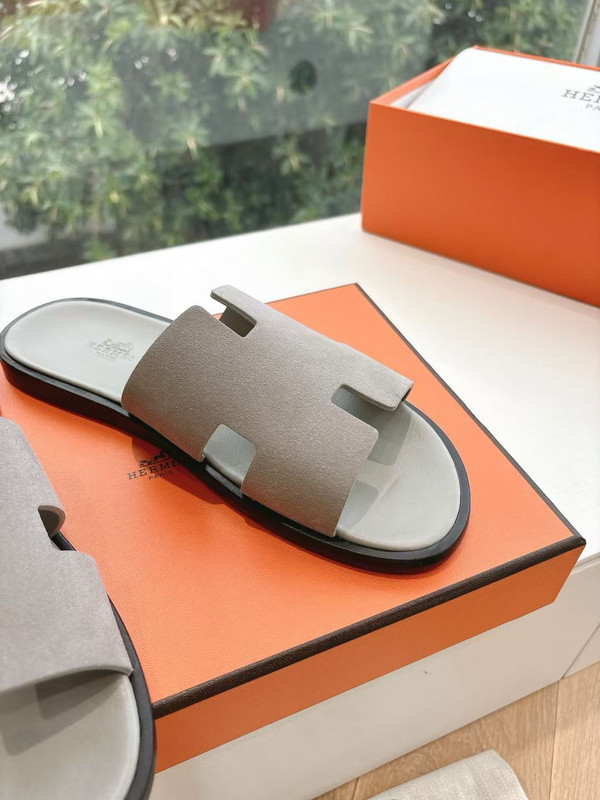 H*rmes Sandals