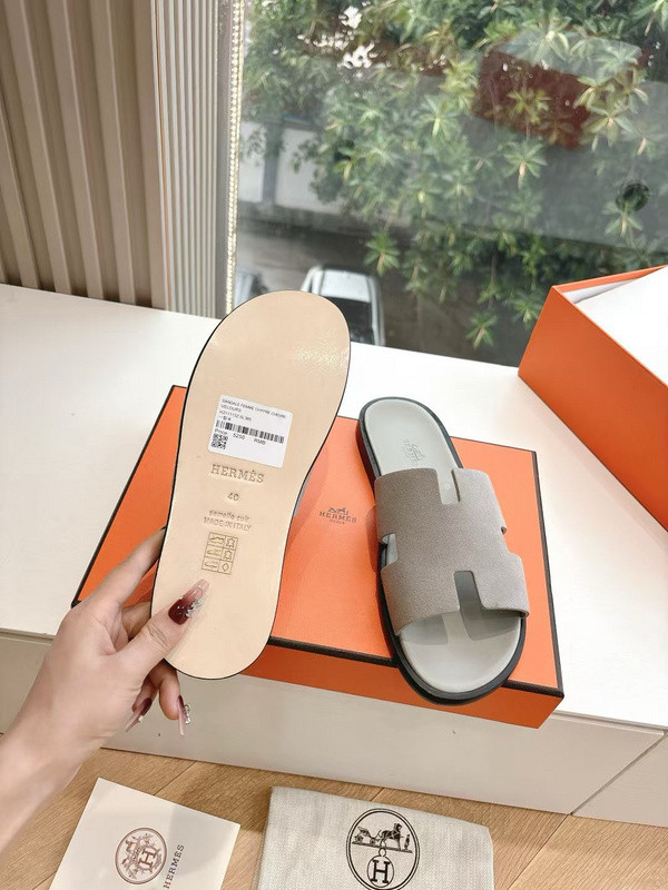 H*rmes Sandals