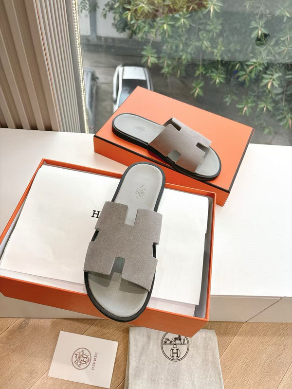 H*rmes Sandals