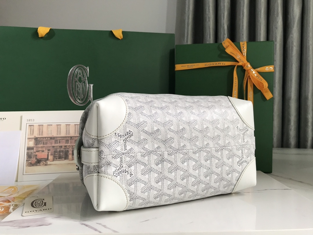 G09ard Boeing 25 Toilet Bag