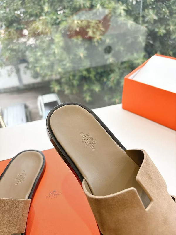 H*rmes Sandals