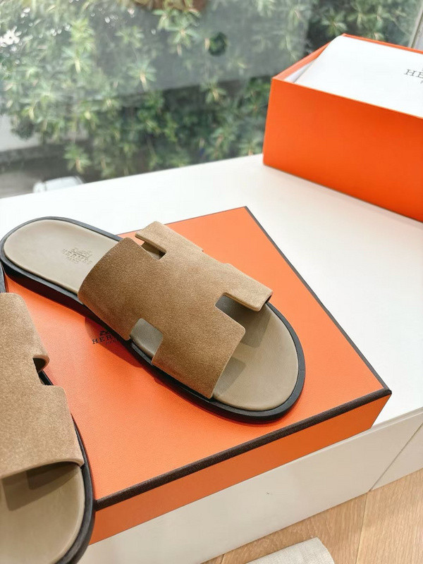 H*rmes Sandals