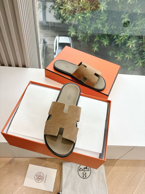 H*rmes Sandals