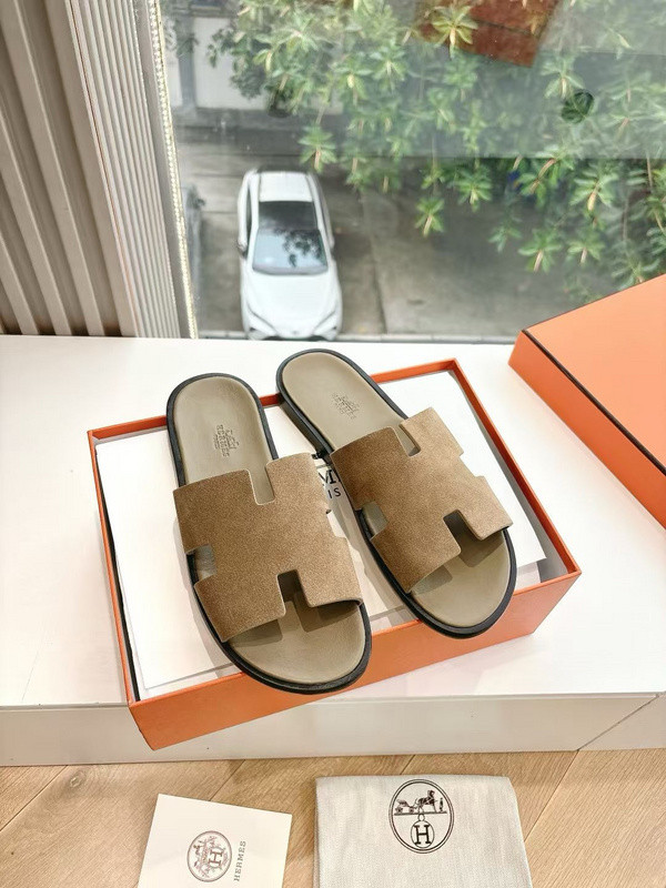 H*rmes Sandals