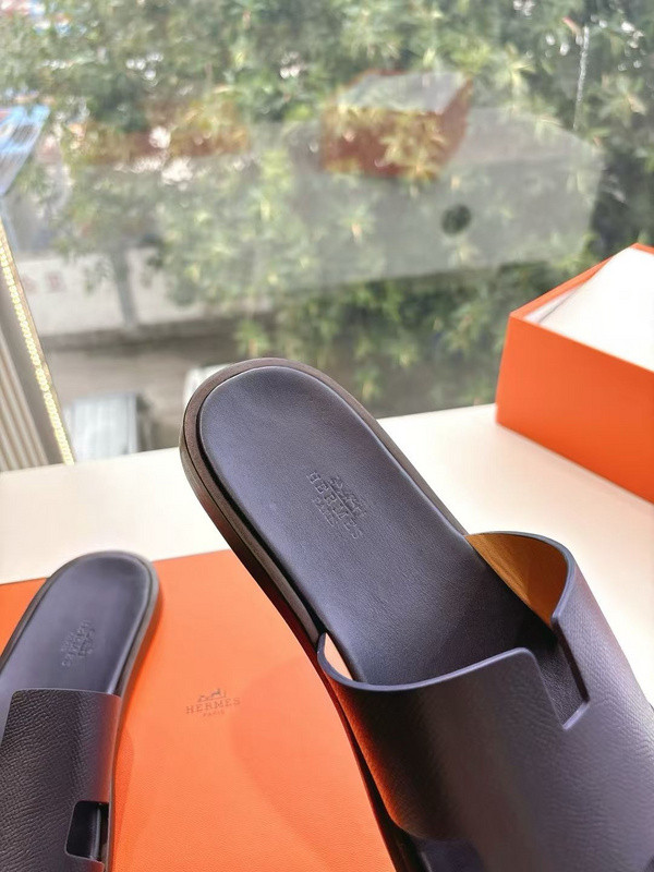 H*rmes Sandals