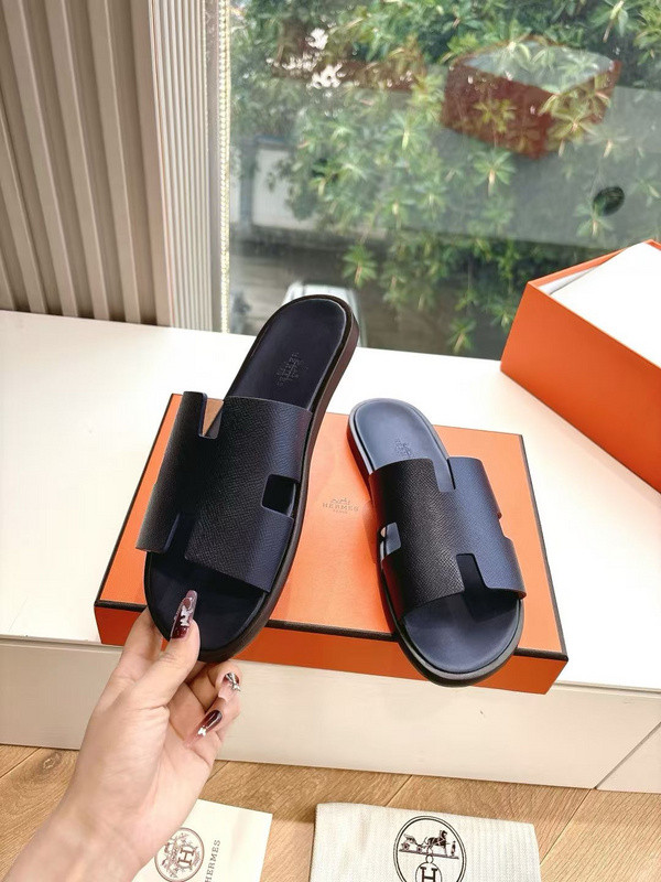 H*rmes Sandals