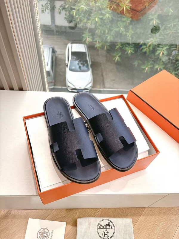 H*rmes Sandals