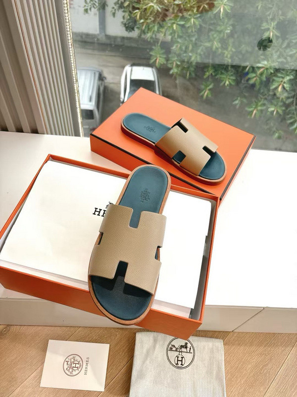 H*rmes Sandals