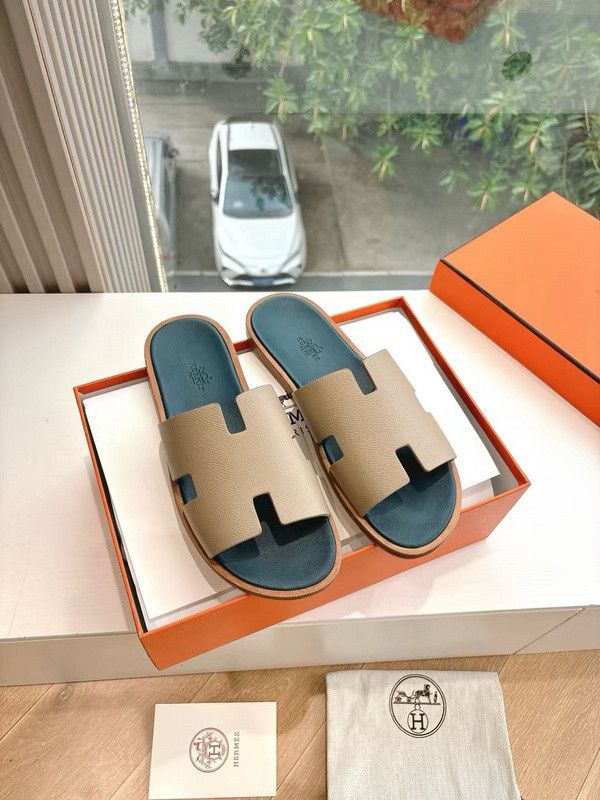 H*rmes Sandals