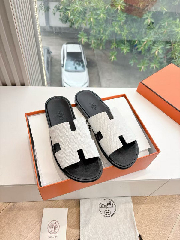H*rmes Sandals