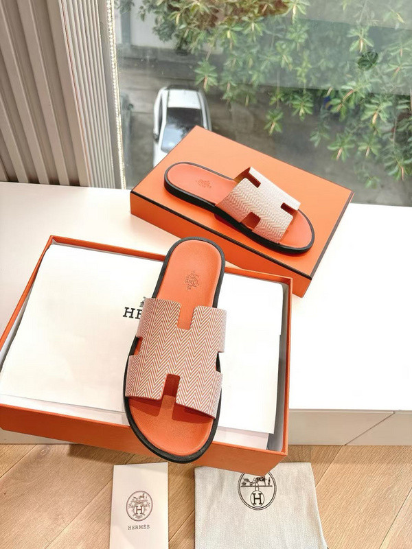 H*rmes Sandals