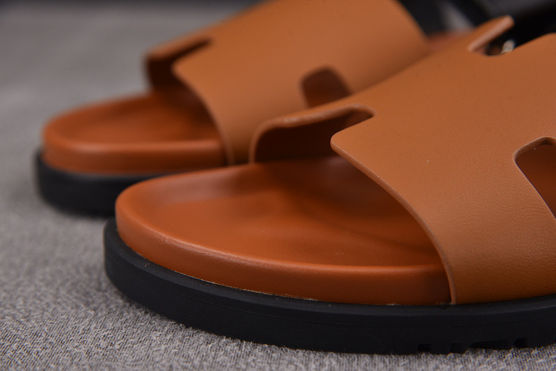 H*rmes Sandals