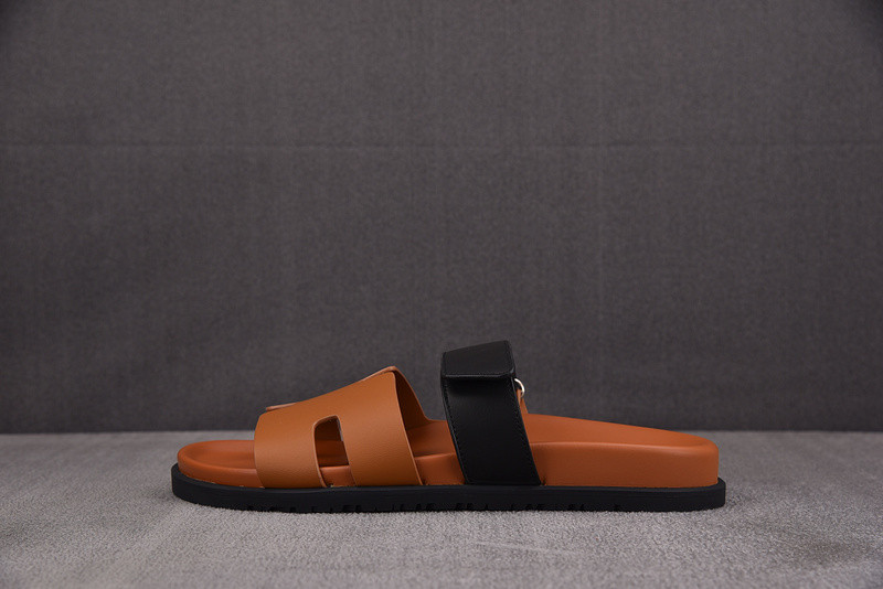 H*rmes Sandals