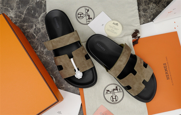 H*rmes Sandals