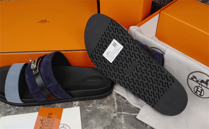 H*rmes Sandals