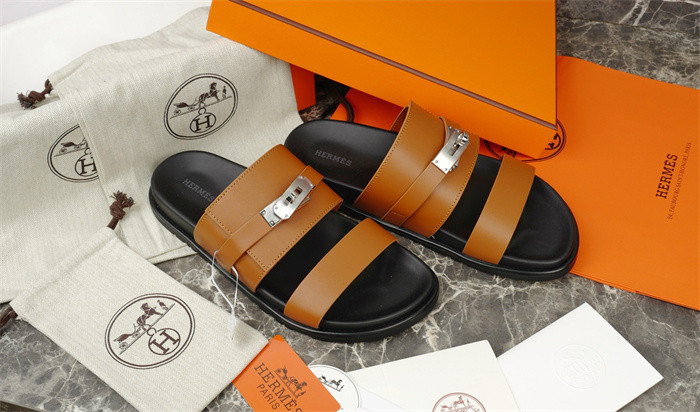 H*rmes Sandals