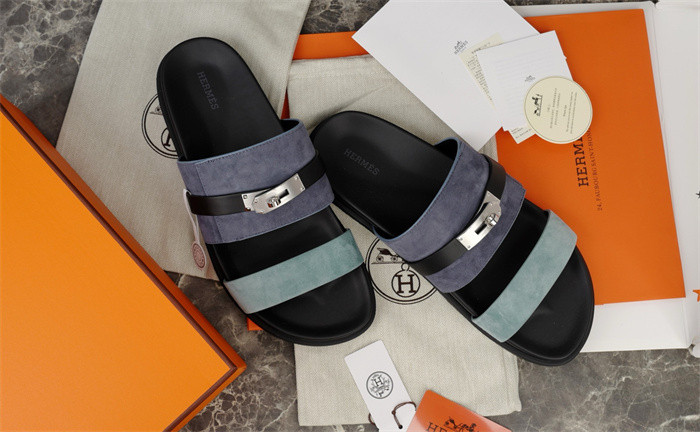 H*rmes Sandals