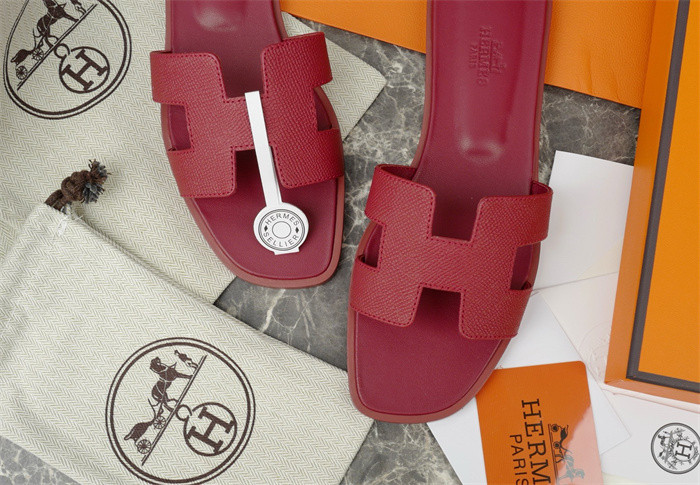 H*rmes Sandals