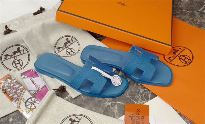 H*rmes Sandals