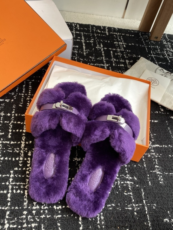 H*rmes Sandals