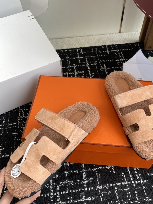 H*rmes Sandals