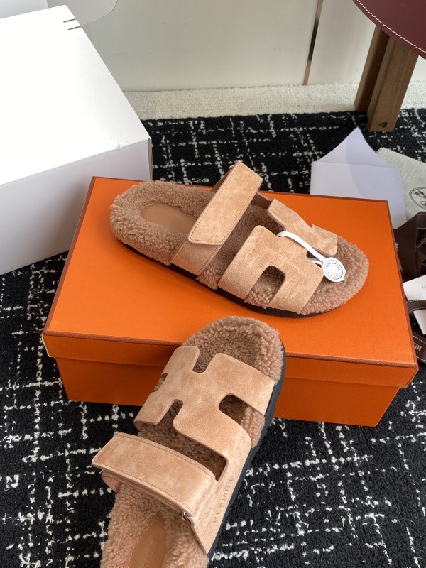 H*rmes Sandals