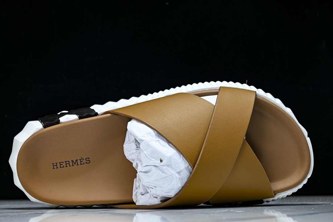 H*rmes Sandals