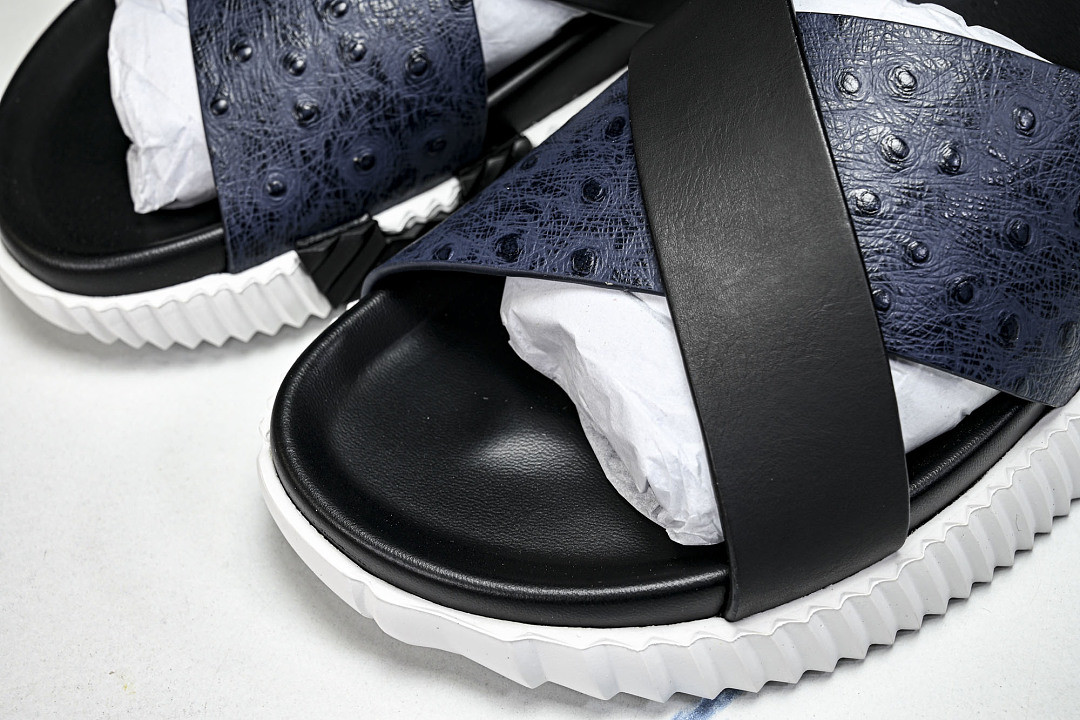H*rmes Sandals