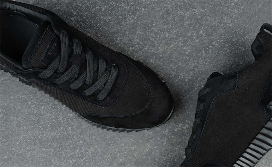 H*ER*MES SNEAKER