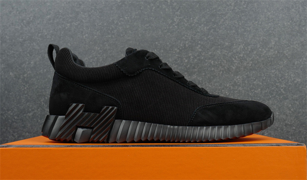 H*ER*MES SNEAKER