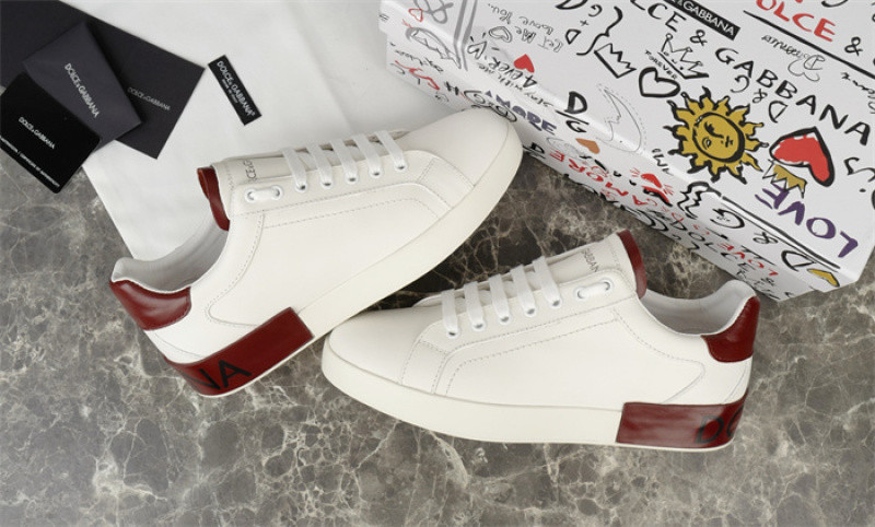 DG SNEAKER