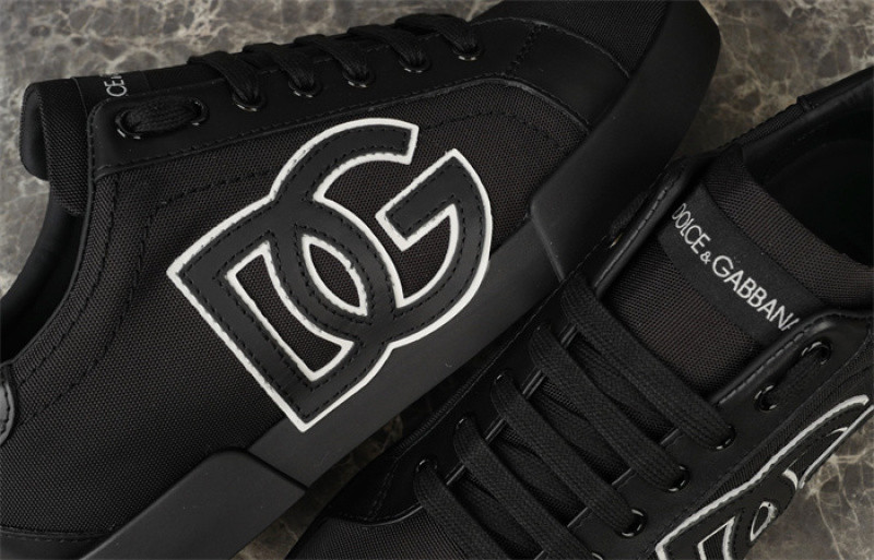 DG SNEAKER