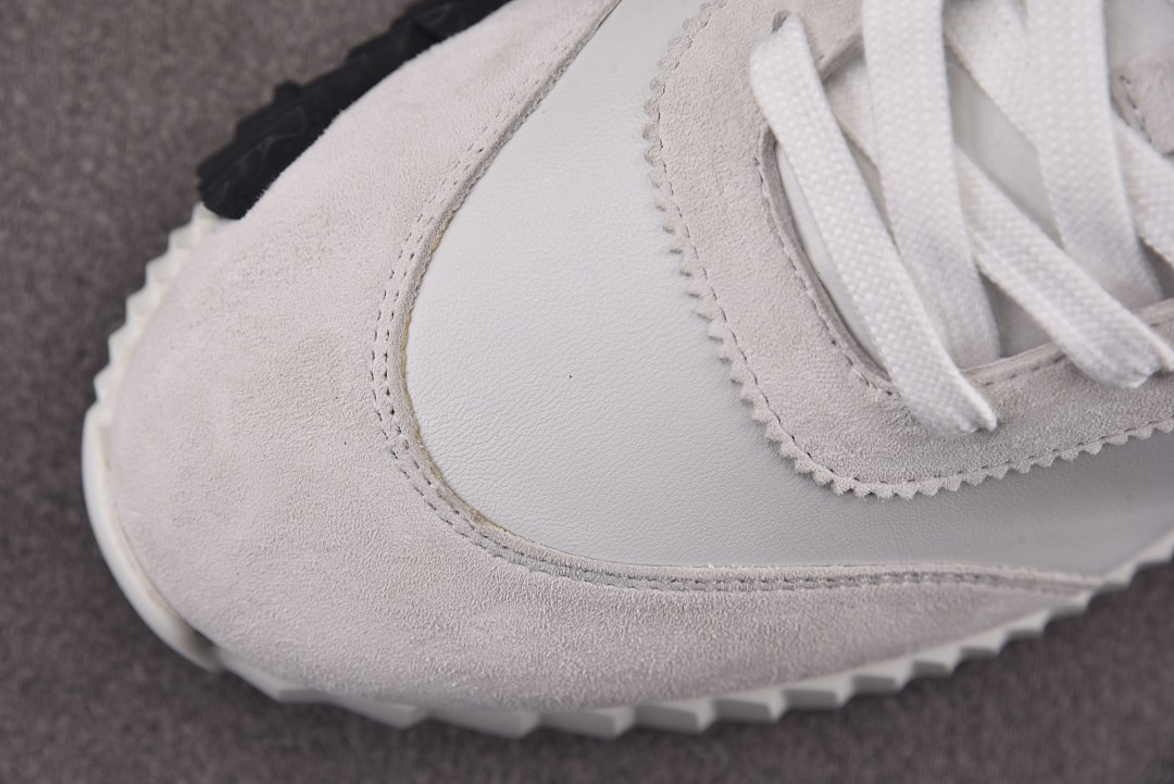 H*ER*MES SNEAKER