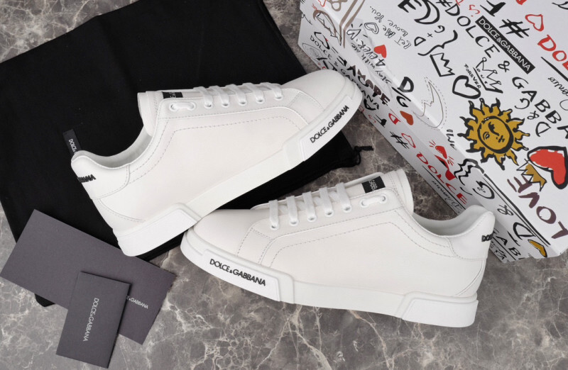 DG SNEAKER