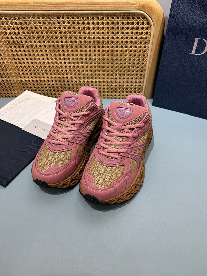 DR B35 NXXT sneaker