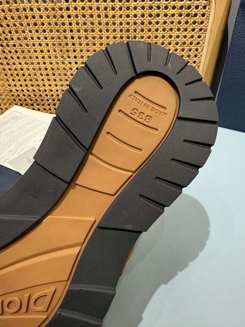 DR B35 NXXT sneaker