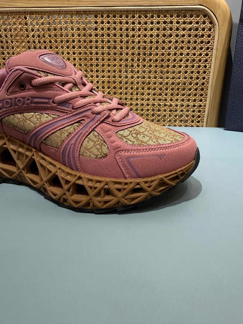 DR B35 NXXT sneaker