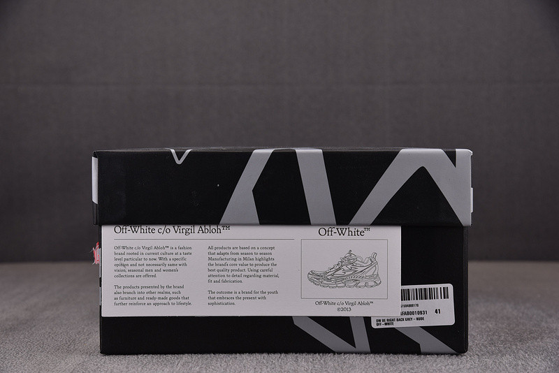 Off-White c/o Virgil Abloh
