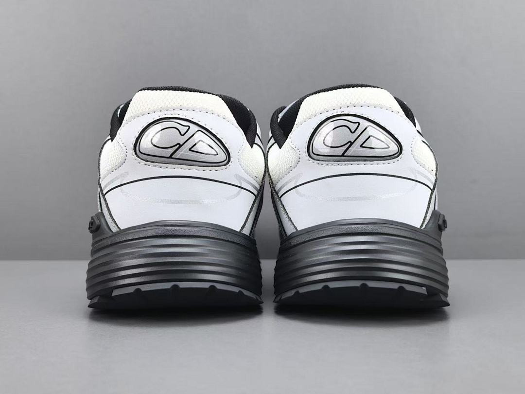 DR B30 SNEAKER