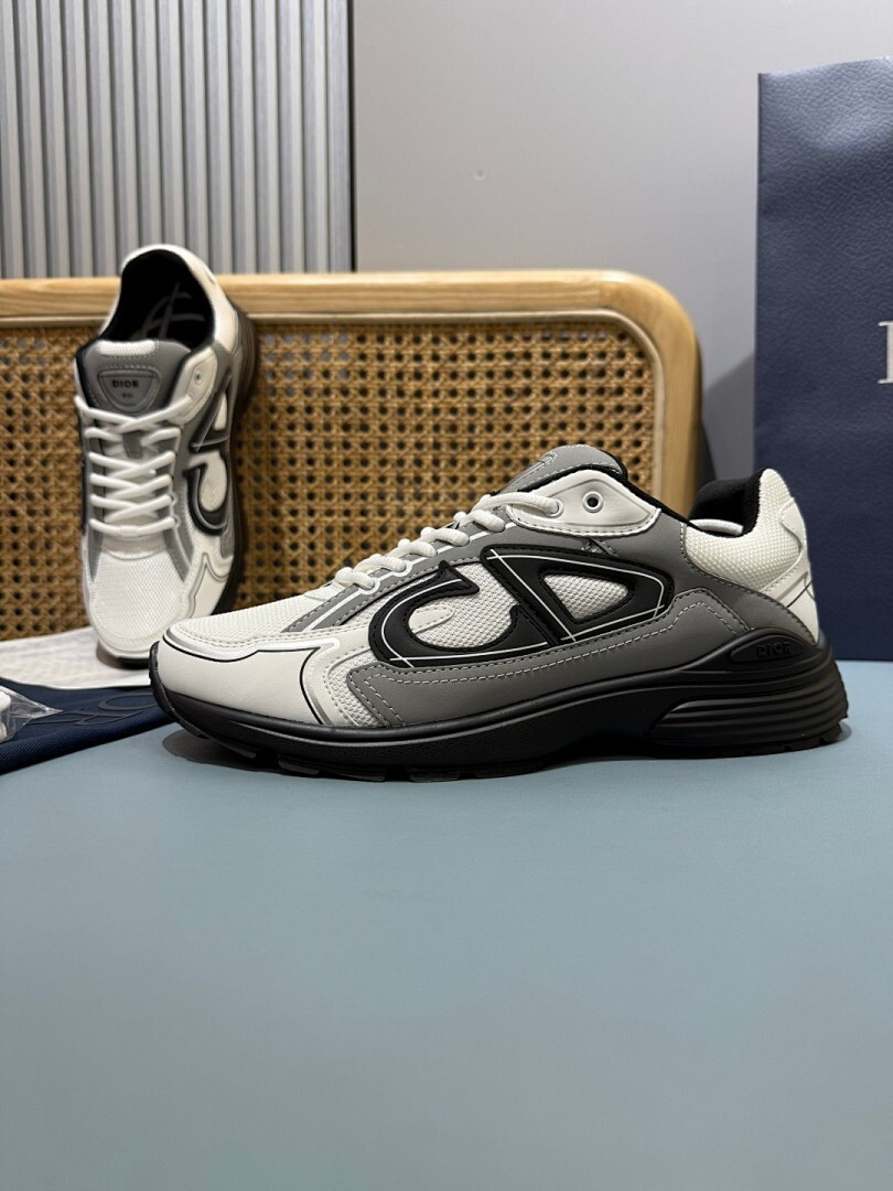 DR B30 SNEAKER