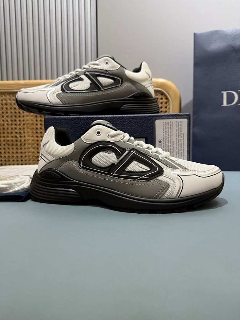 DR B30 SNEAKER
