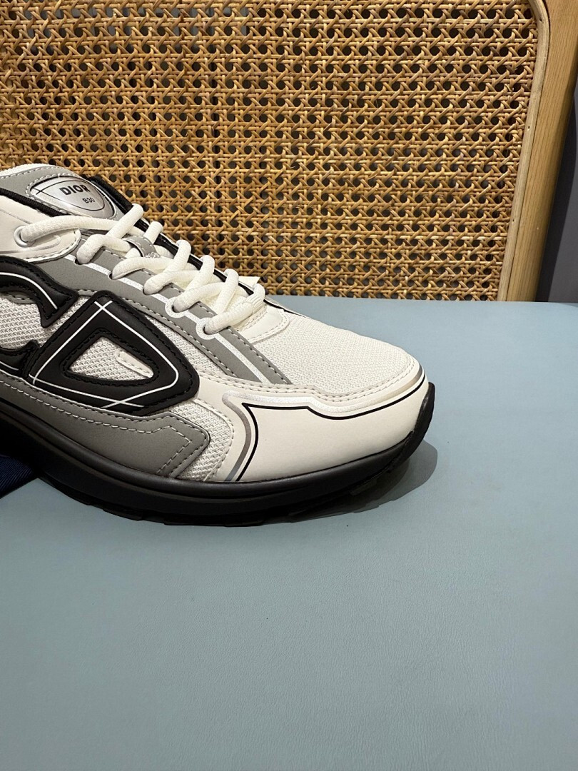 DR B30 SNEAKER